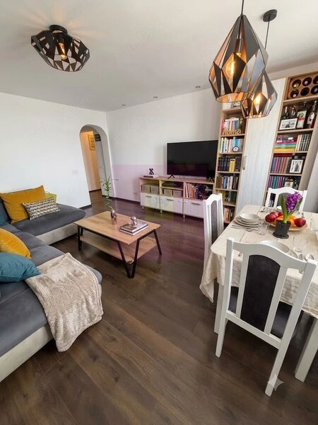 Piata Sudului, la metrou apartament 3 camere, 75 mp utili