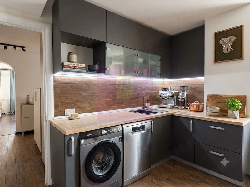 Piata Sudului, la metrou apartament 3 camere, 75 mp utili